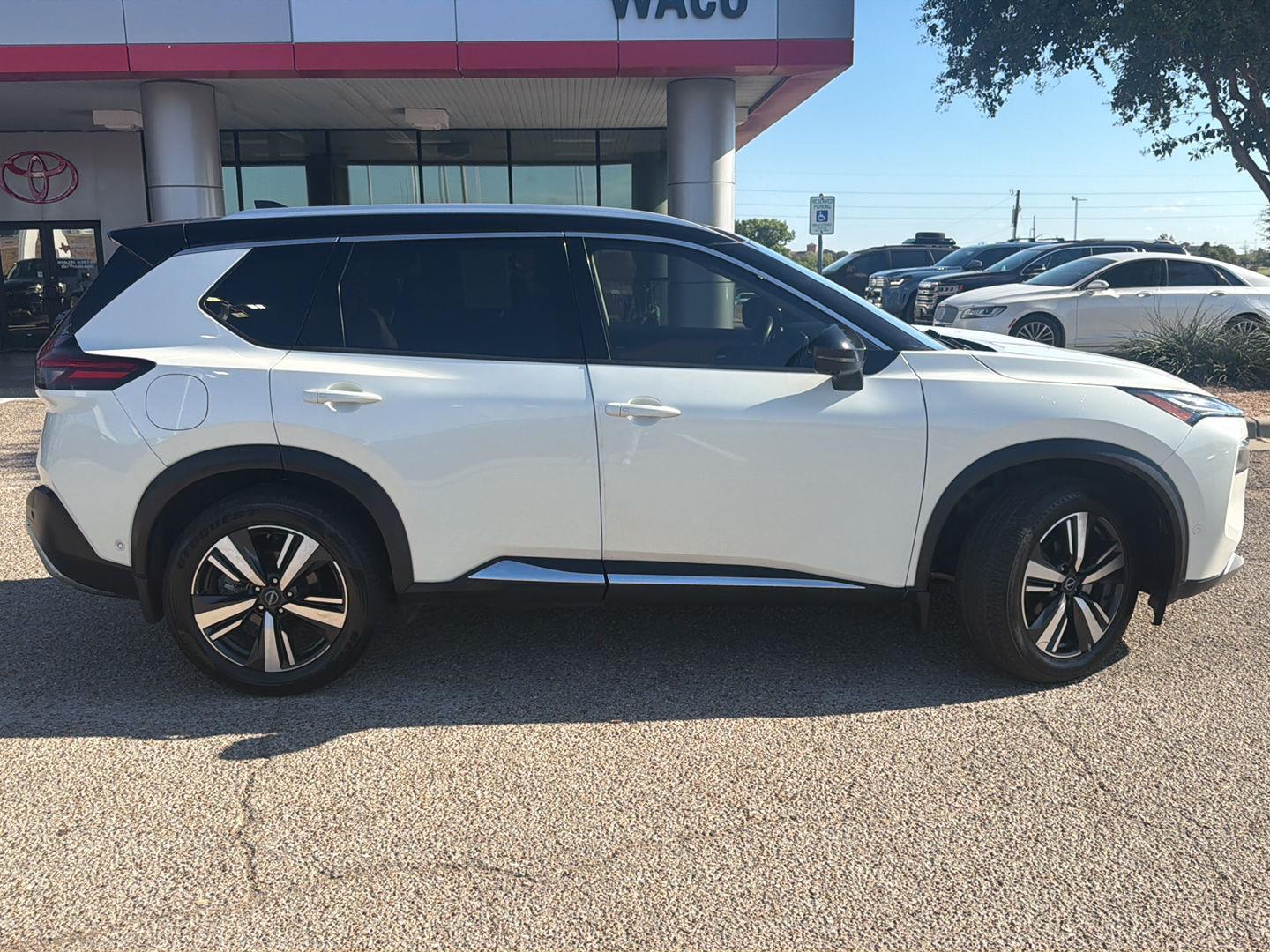 Used 2022 Nissan Rogue SUV