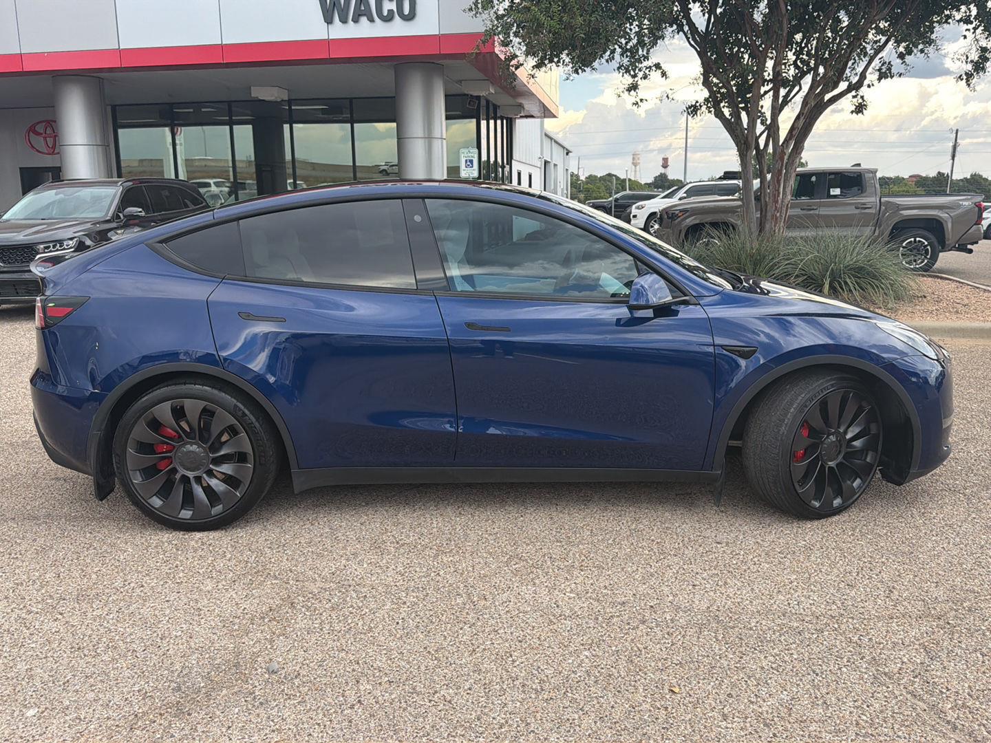 Used 2022 Tesla Model Y SUV