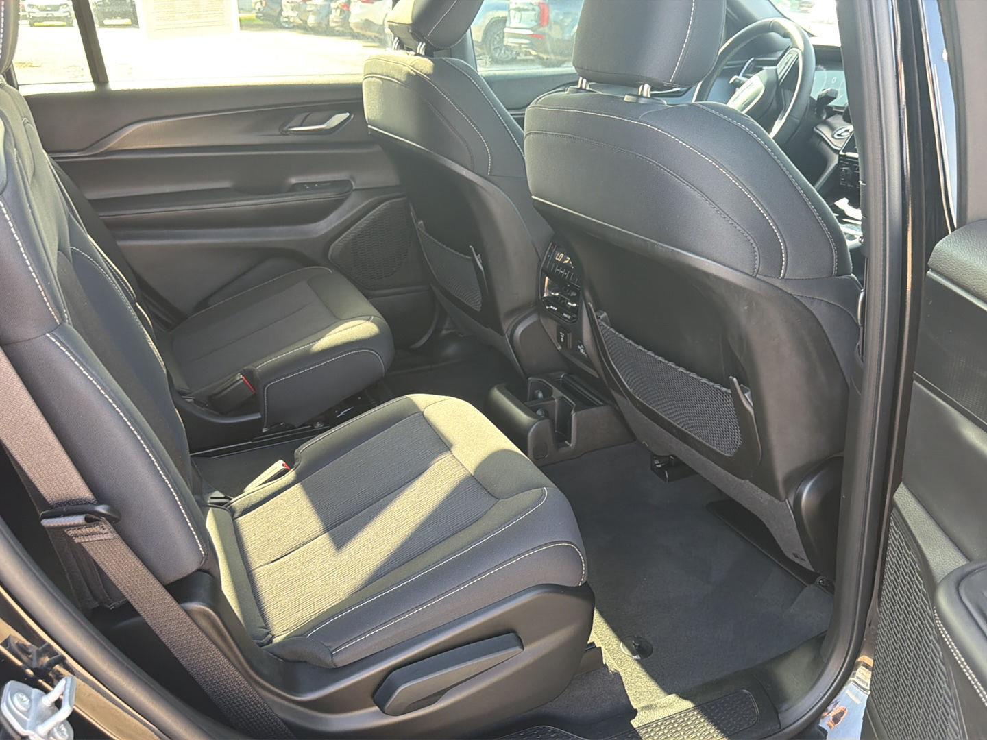 Used 2025 Jeep Grand Cherokee L SUV
