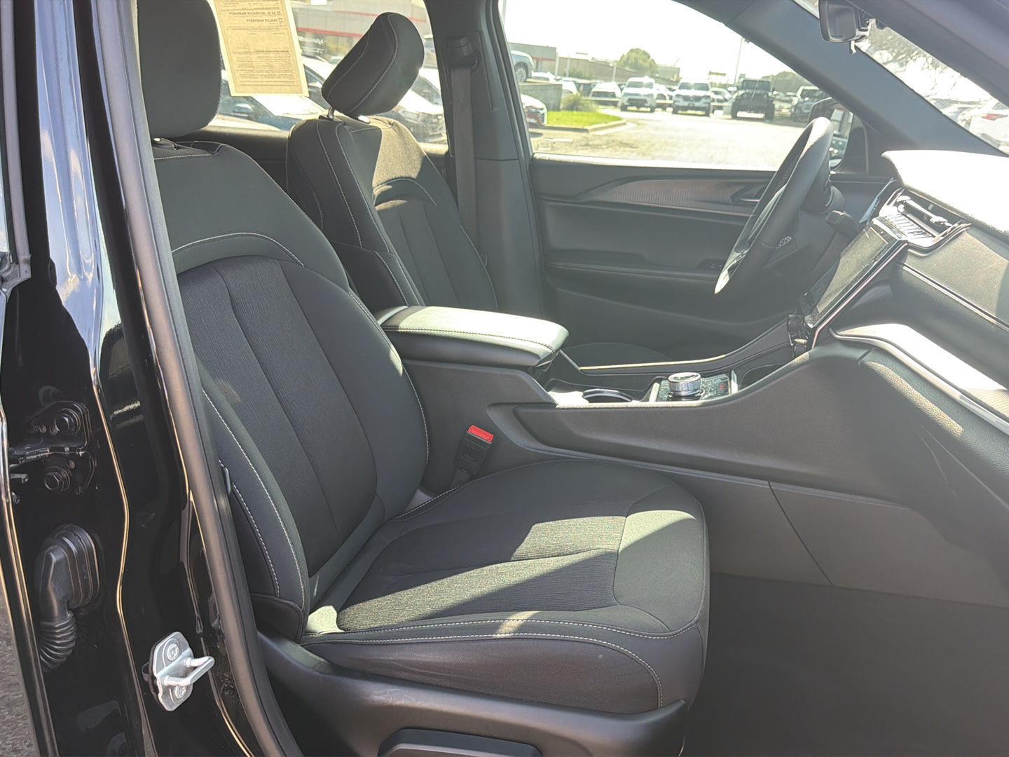 Used 2025 Jeep Grand Cherokee L SUV