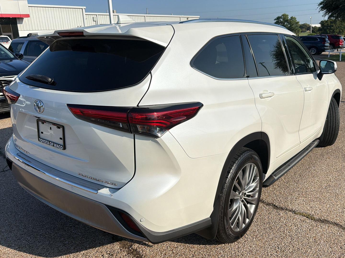 Used 2020 Toyota Highlander SUV
