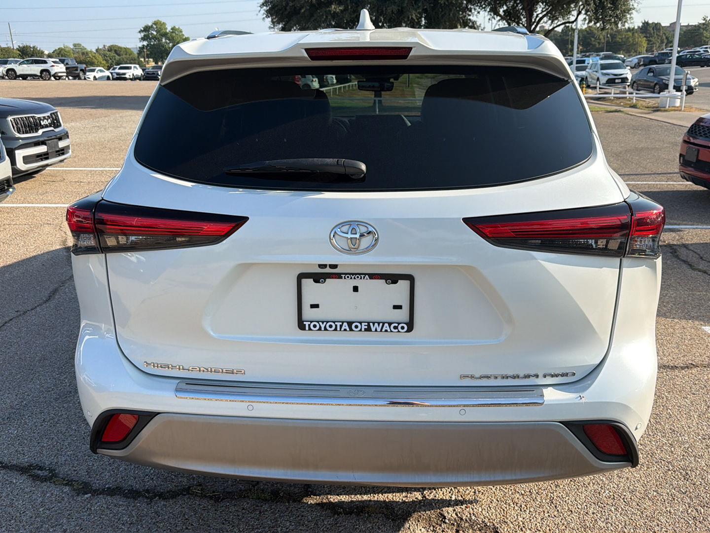 Used 2020 Toyota Highlander SUV