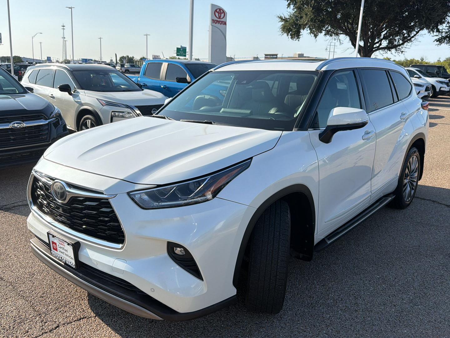 Used 2020 Toyota Highlander SUV