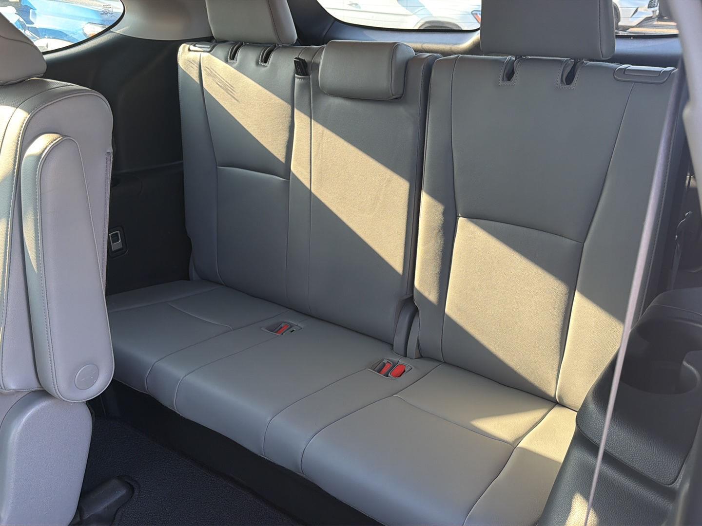 Used 2020 Toyota Highlander SUV
