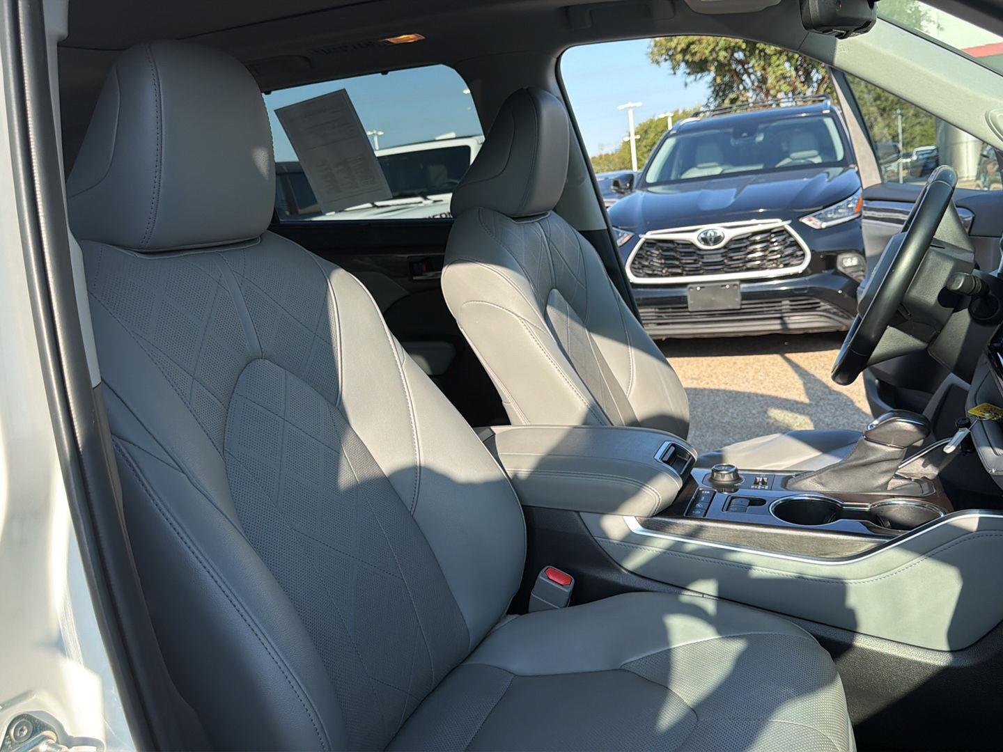 Used 2020 Toyota Highlander SUV