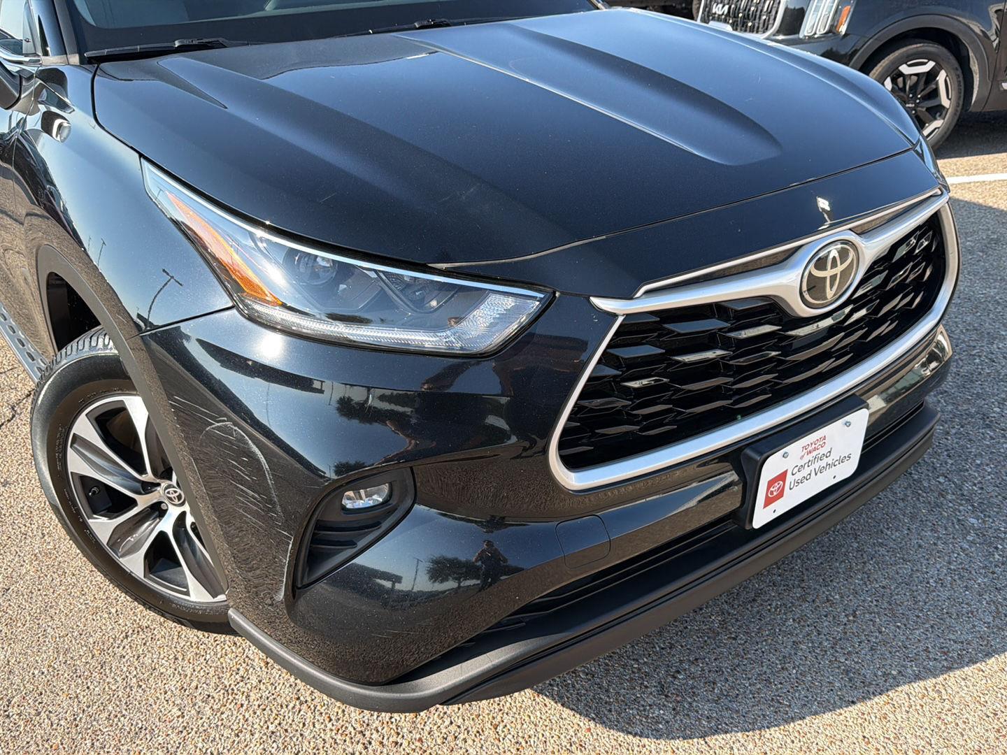 Used 2021 Toyota Highlander SUV