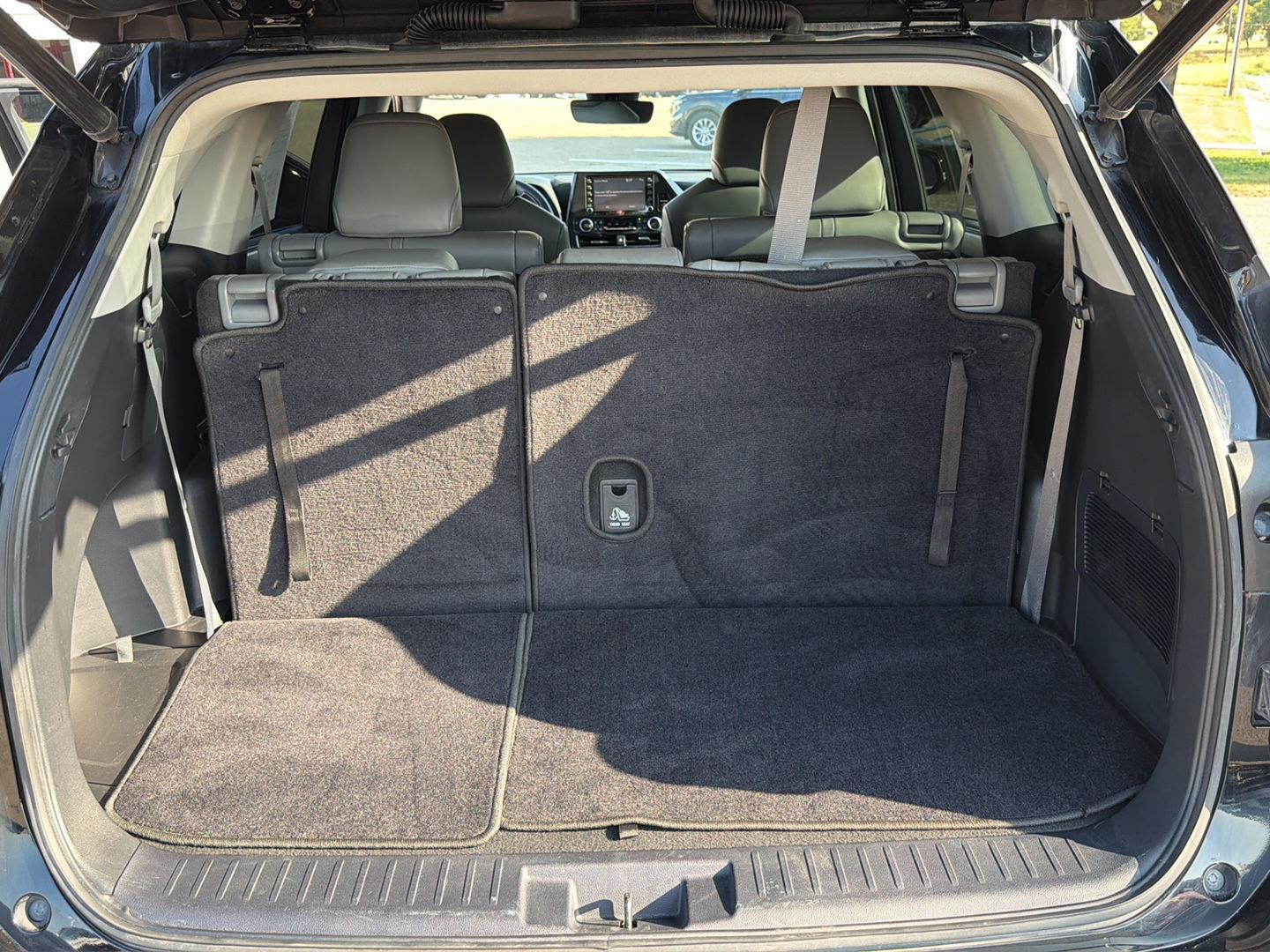 Used 2021 Toyota Highlander SUV