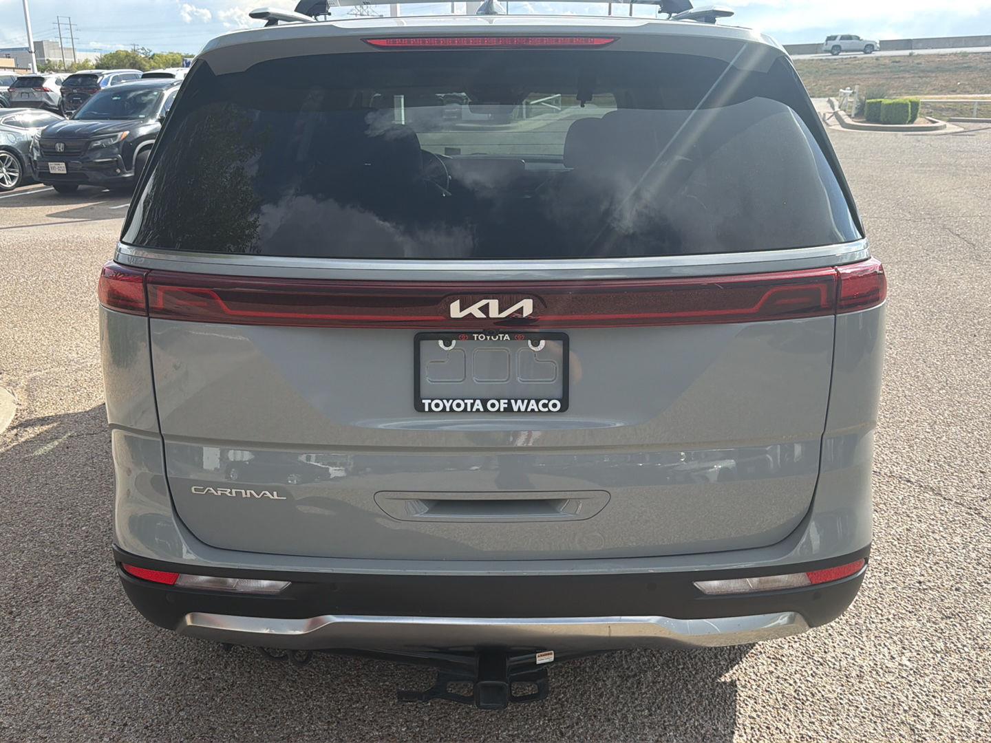 Used 2024 Kia Carnival Van