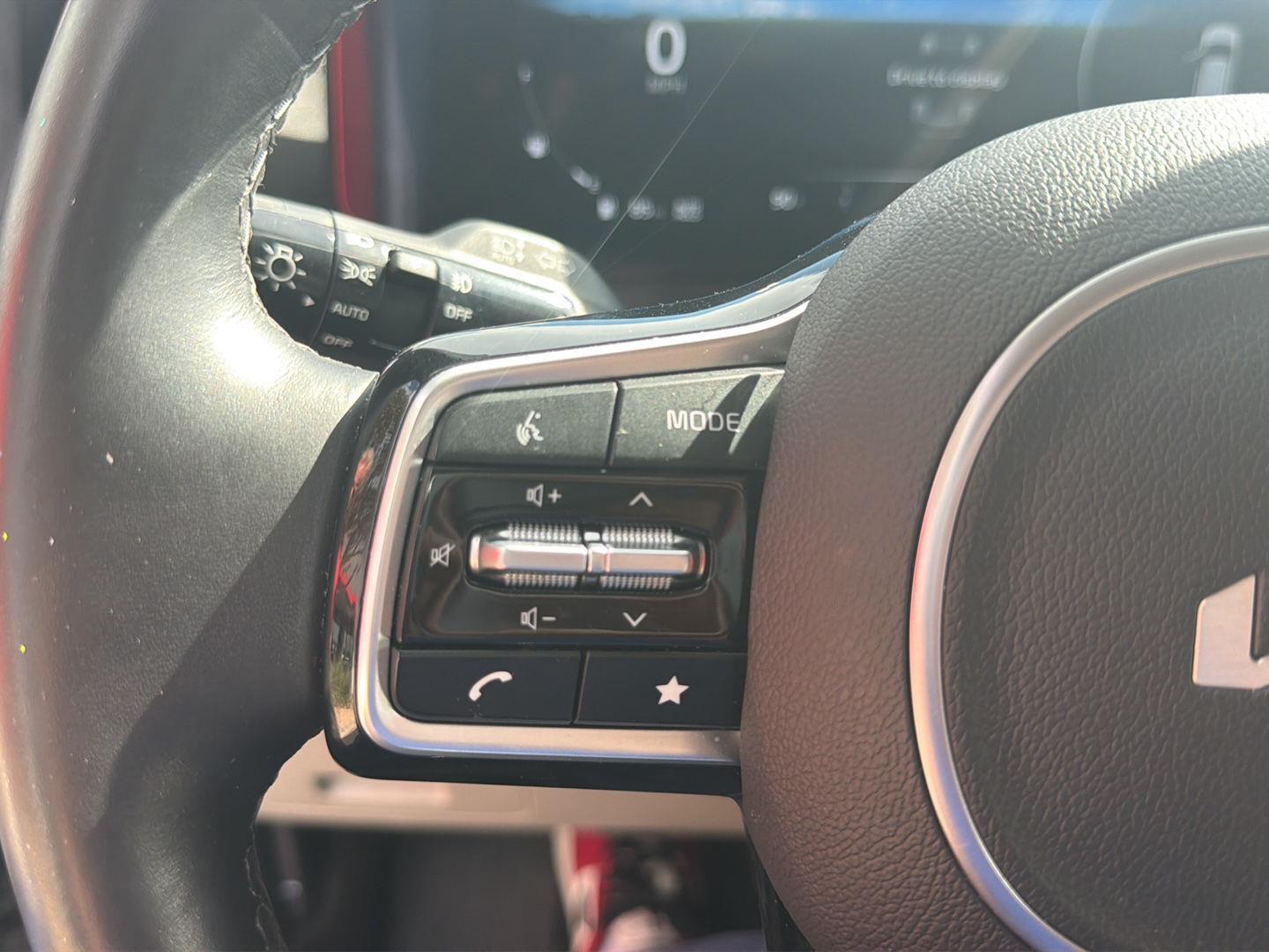 Used 2024 Kia Carnival Van