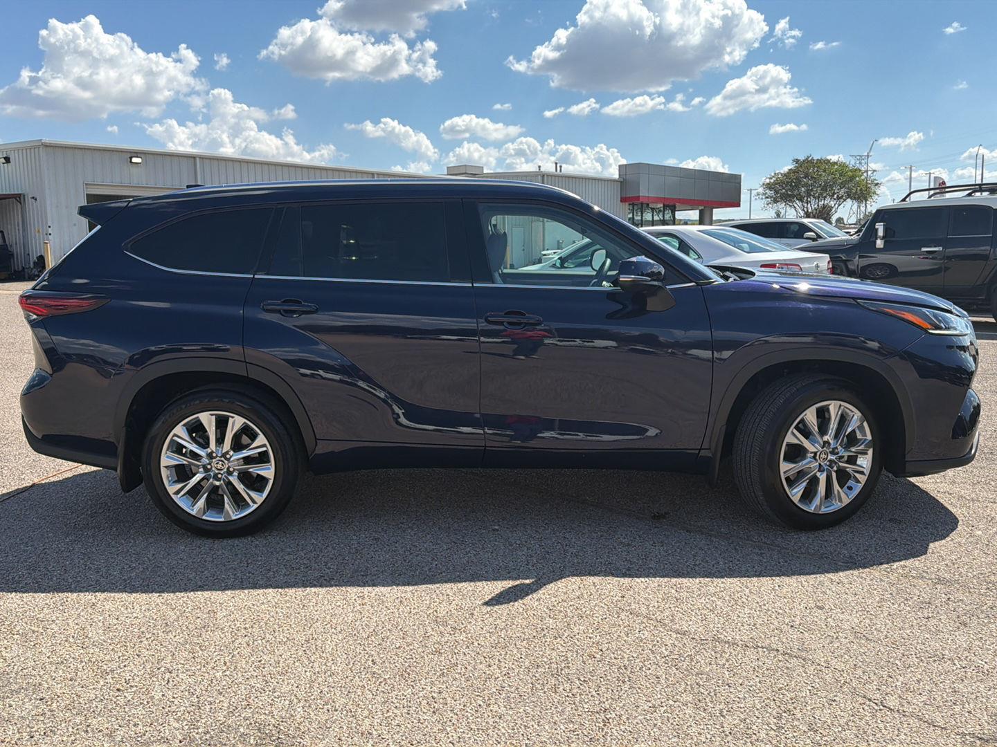 Used 2026 Toyota Highlander SUV