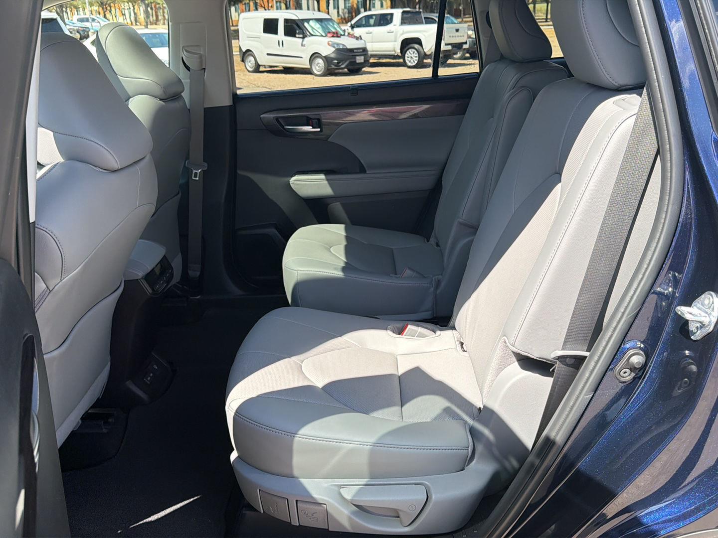 Used 2026 Toyota Highlander SUV