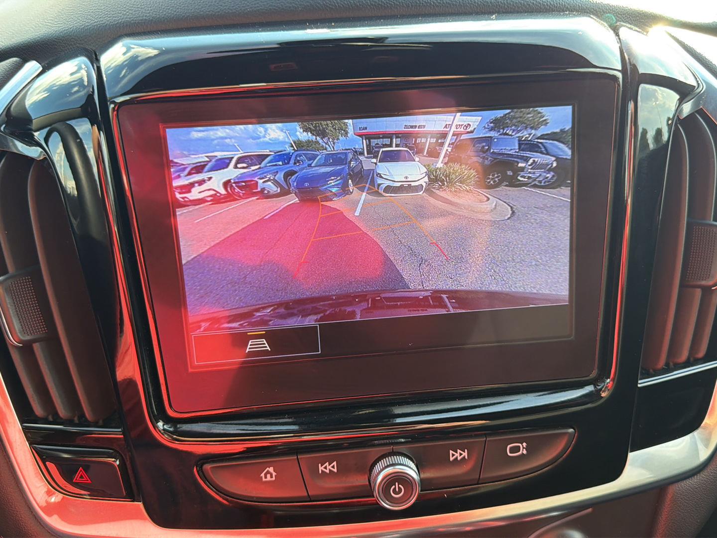 Used 2023 Chevrolet Traverse SUV