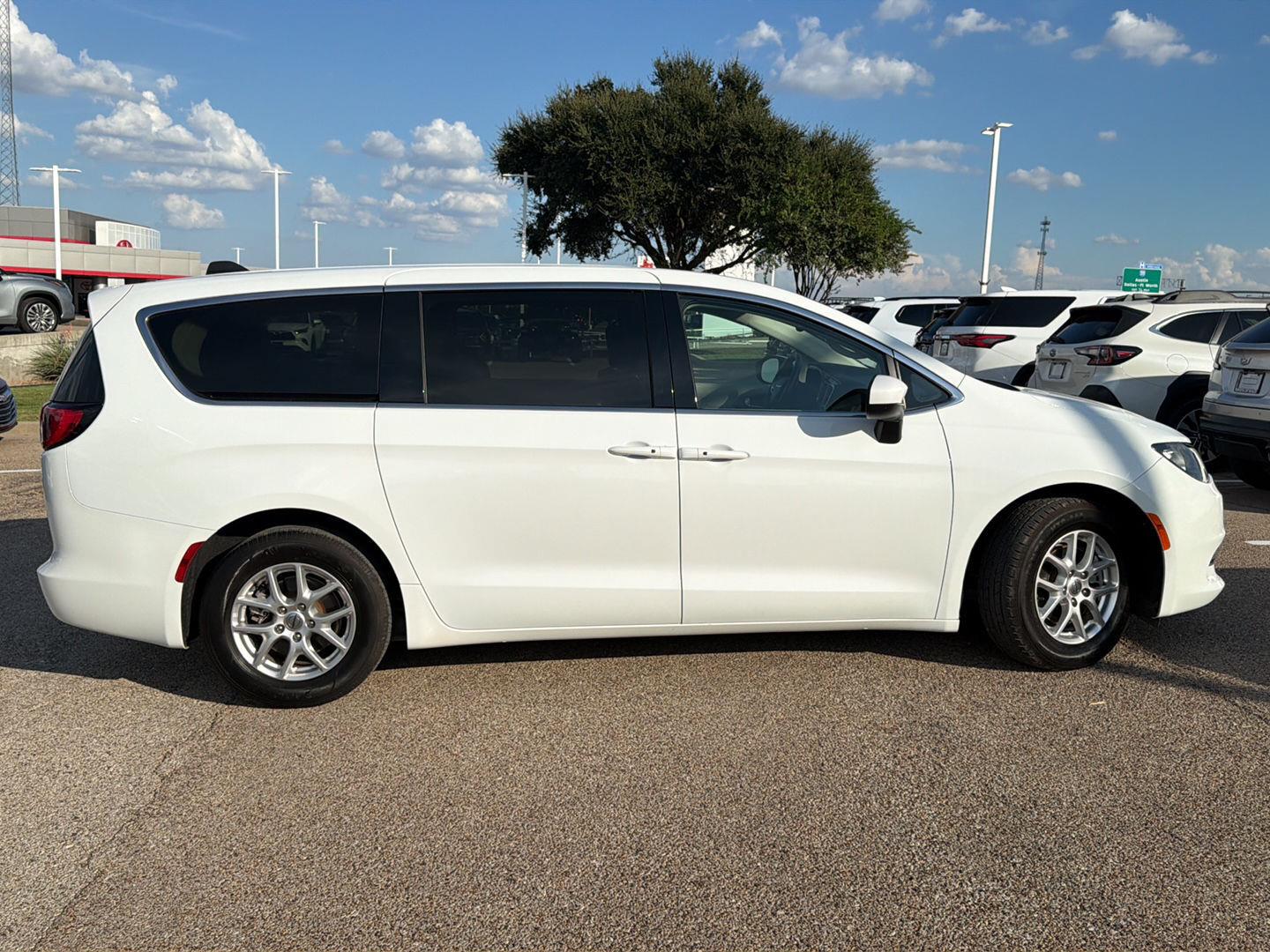 Used 2023 Chrysler Voyager Van