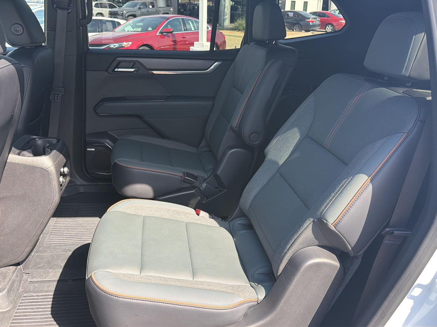 Used 2026 GMC Acadia Sedan