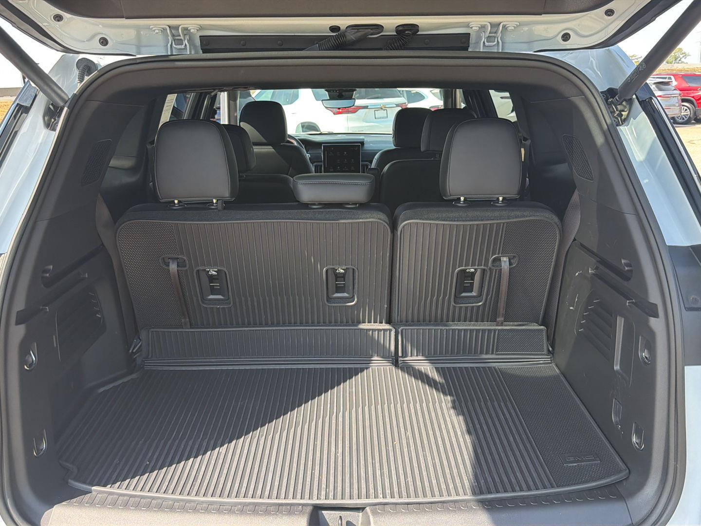 Used 2026 GMC Acadia Sedan