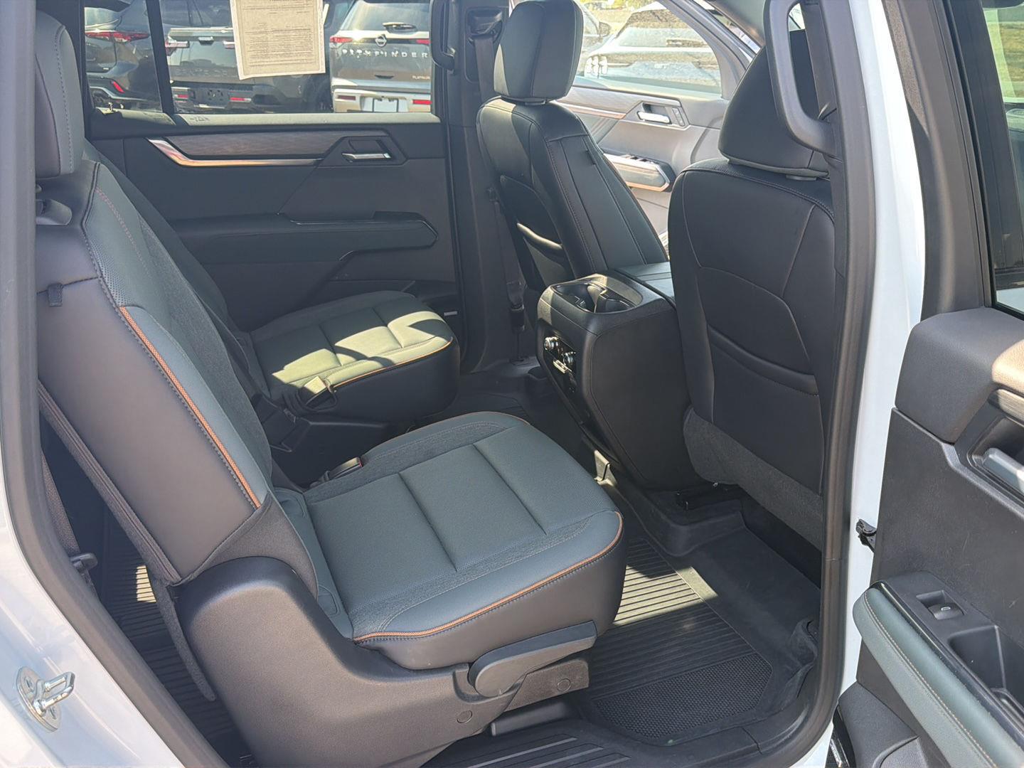 Used 2026 GMC Acadia Sedan