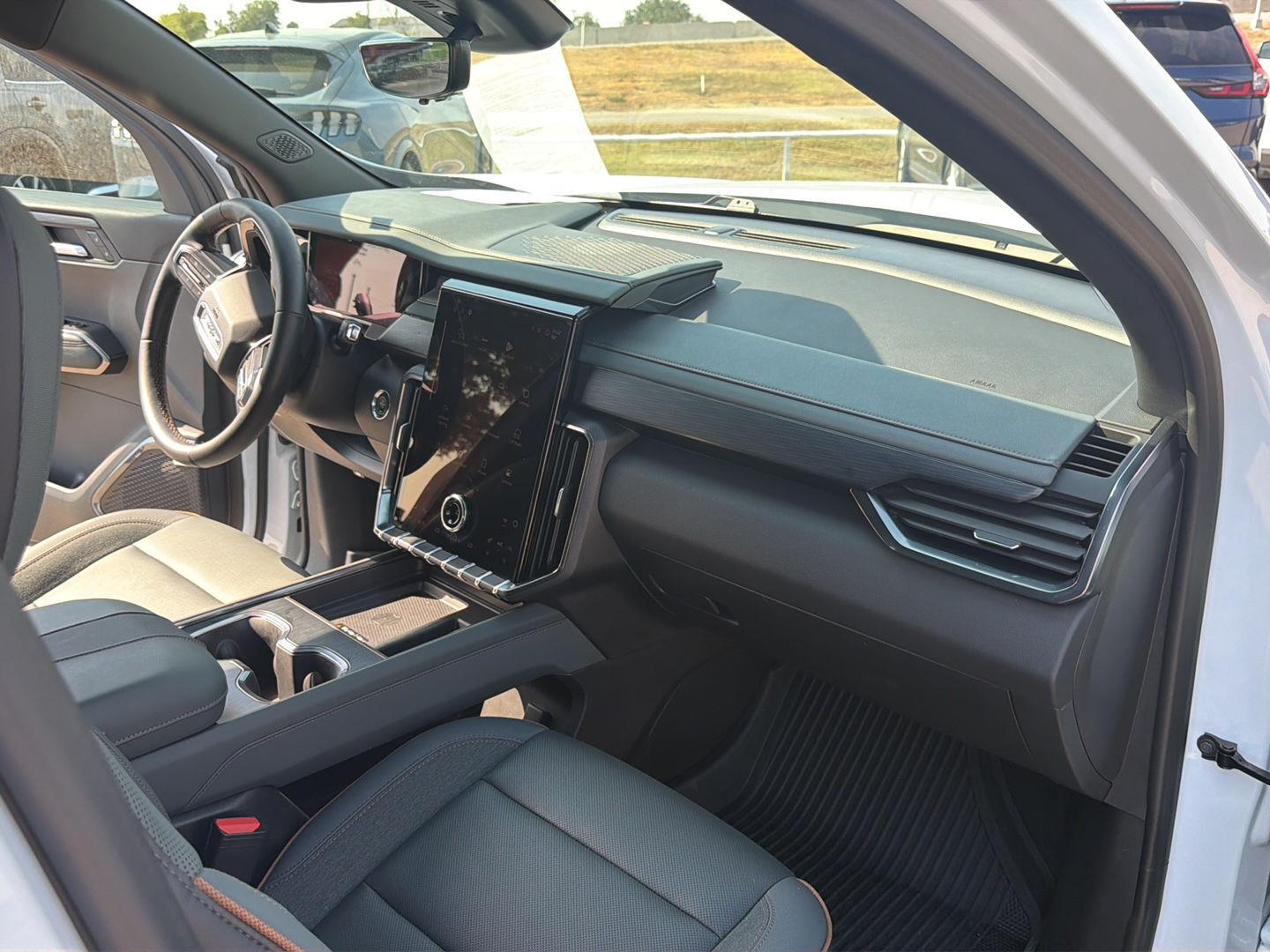 Used 2026 GMC Acadia Sedan
