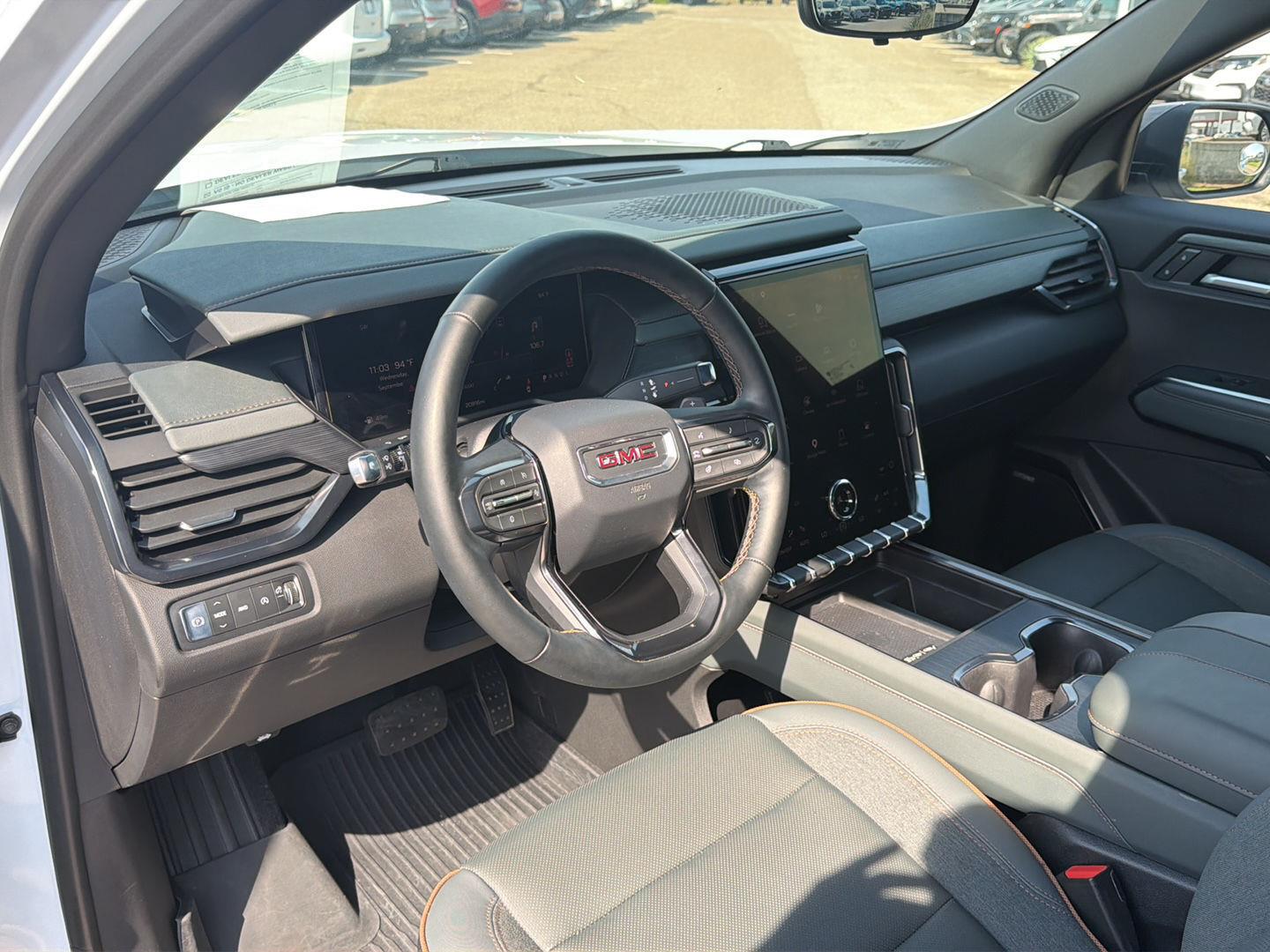 Used 2026 GMC Acadia Sedan