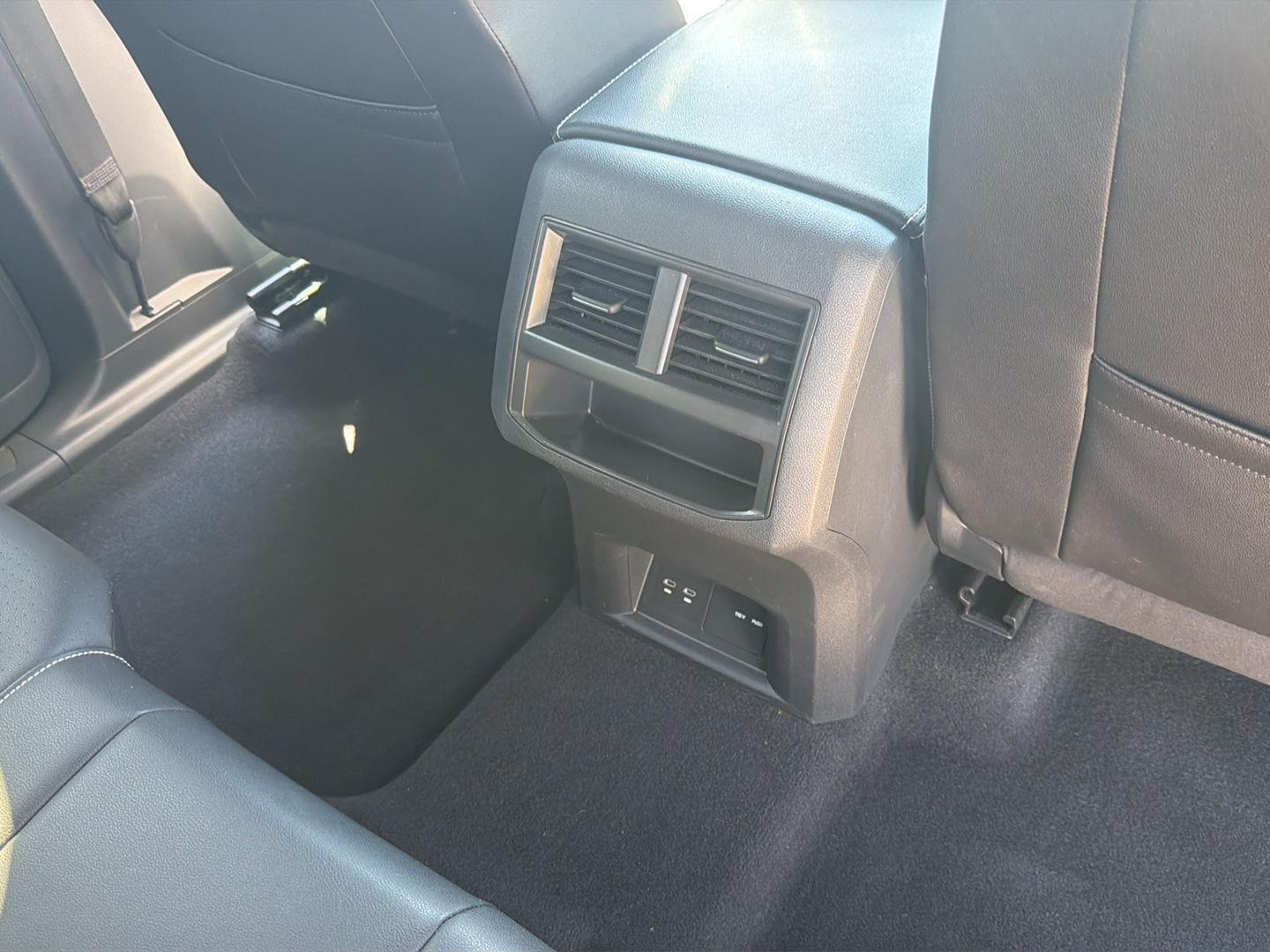 Used 2023 Volkswagen Atlas Cross Sport SUV