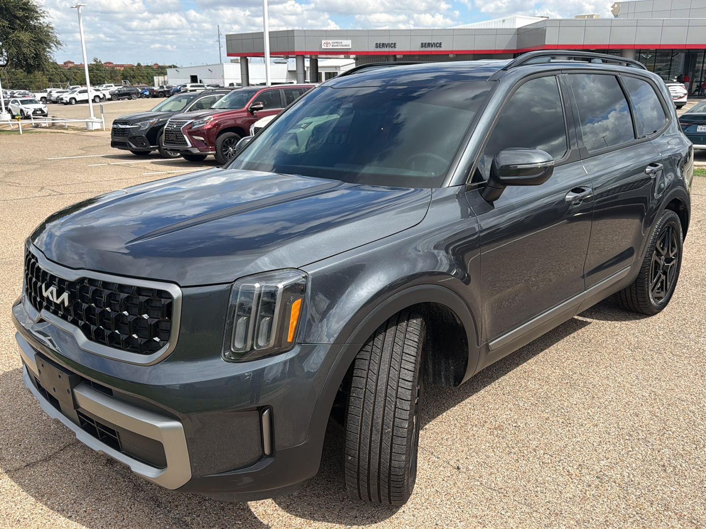 Used 2023 Kia Telluride Sedan