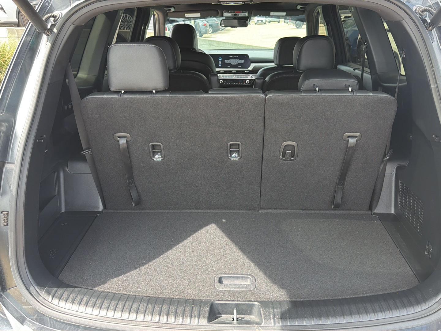 Used 2023 Kia Telluride Sedan