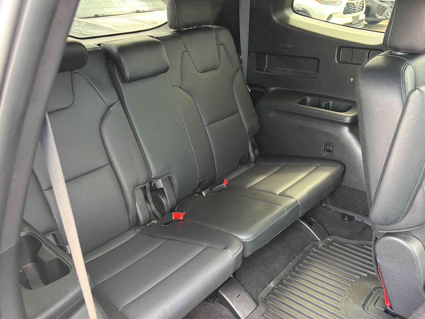 Used 2023 Kia Telluride Sedan