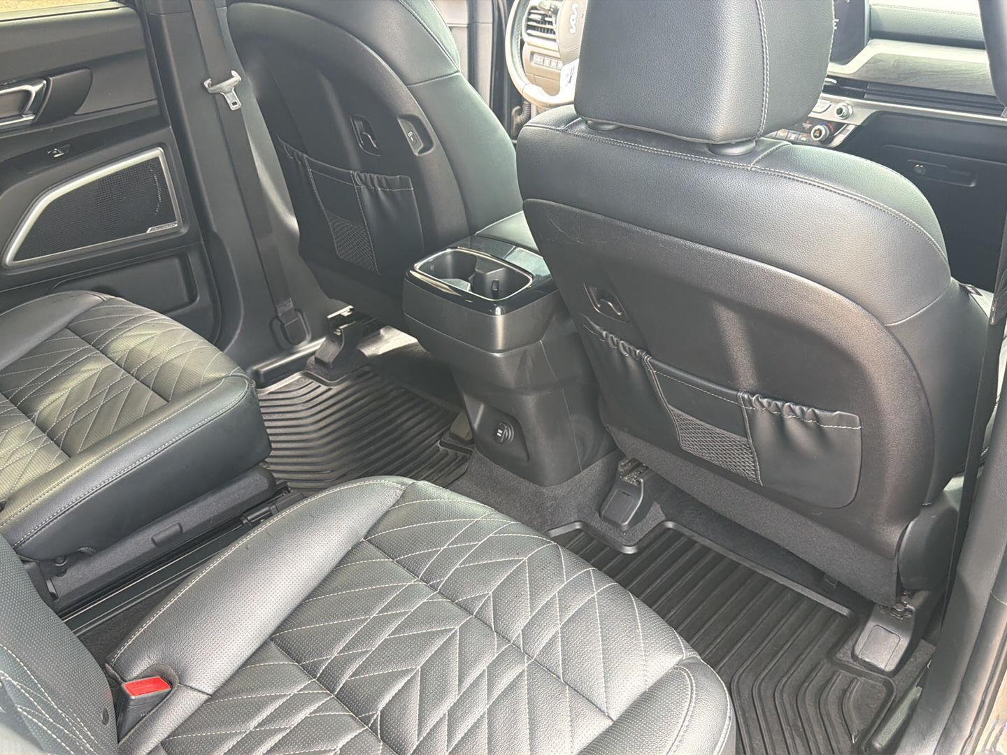 Used 2023 Kia Telluride Sedan