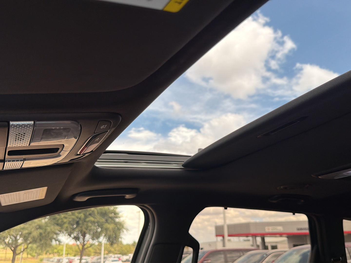 Used 2023 Kia Telluride Sedan