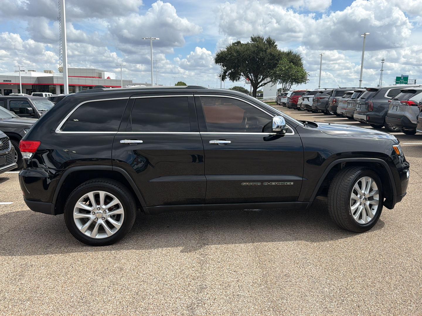 Used 2017 Jeep Grand Cherokee SUV