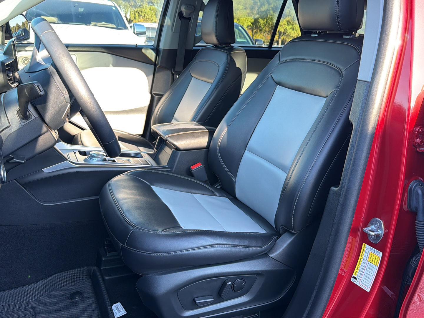 Used 2023 Ford Explorer SUV