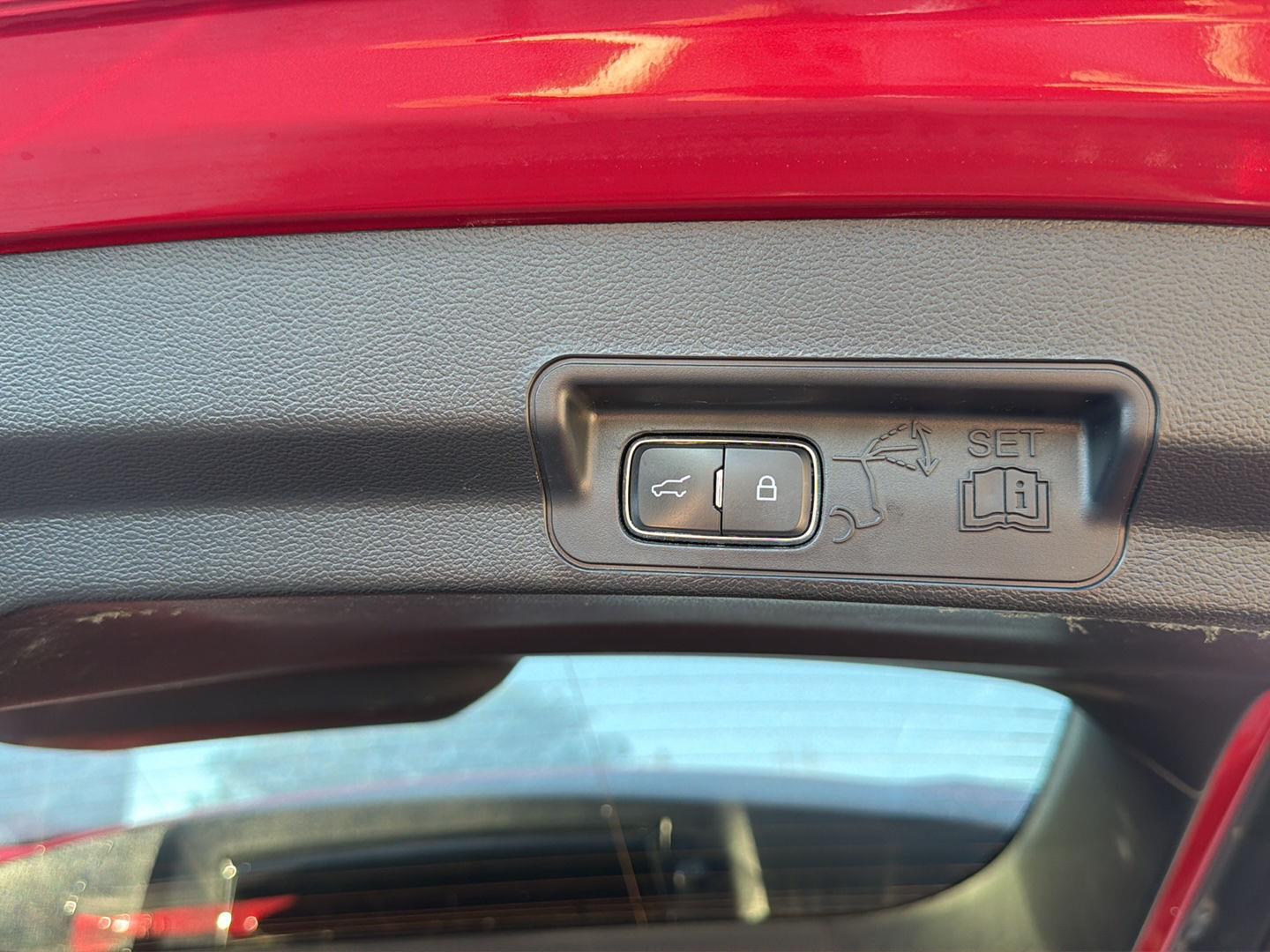 Used 2023 Ford Explorer SUV