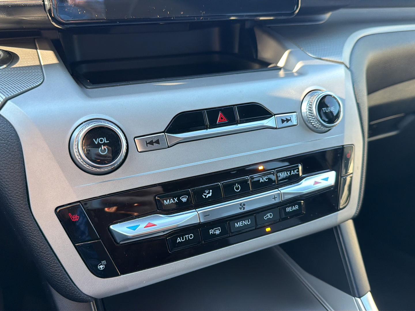 Used 2023 Ford Explorer SUV