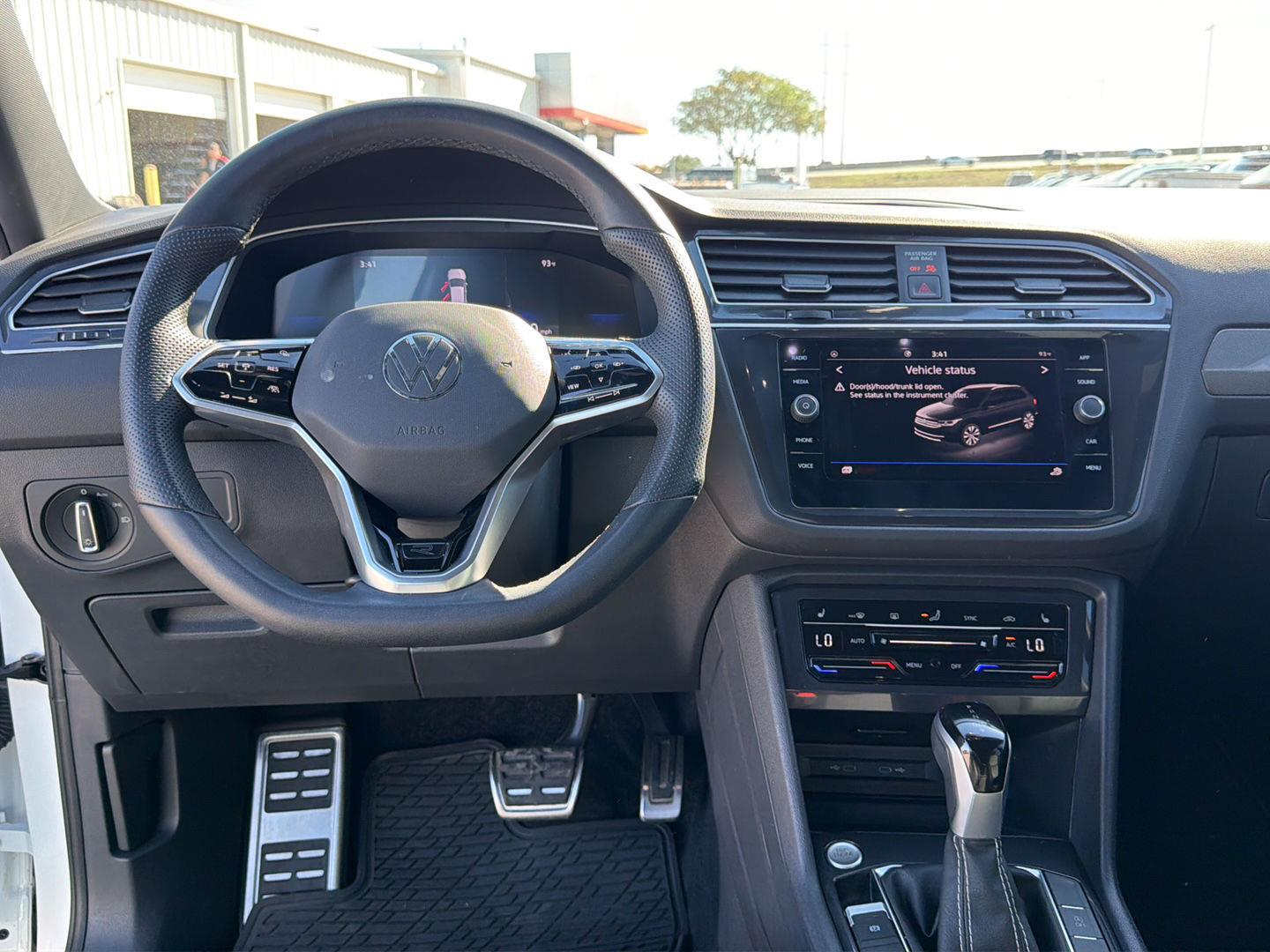 Used 2024 Volkswagen Tiguan SUV