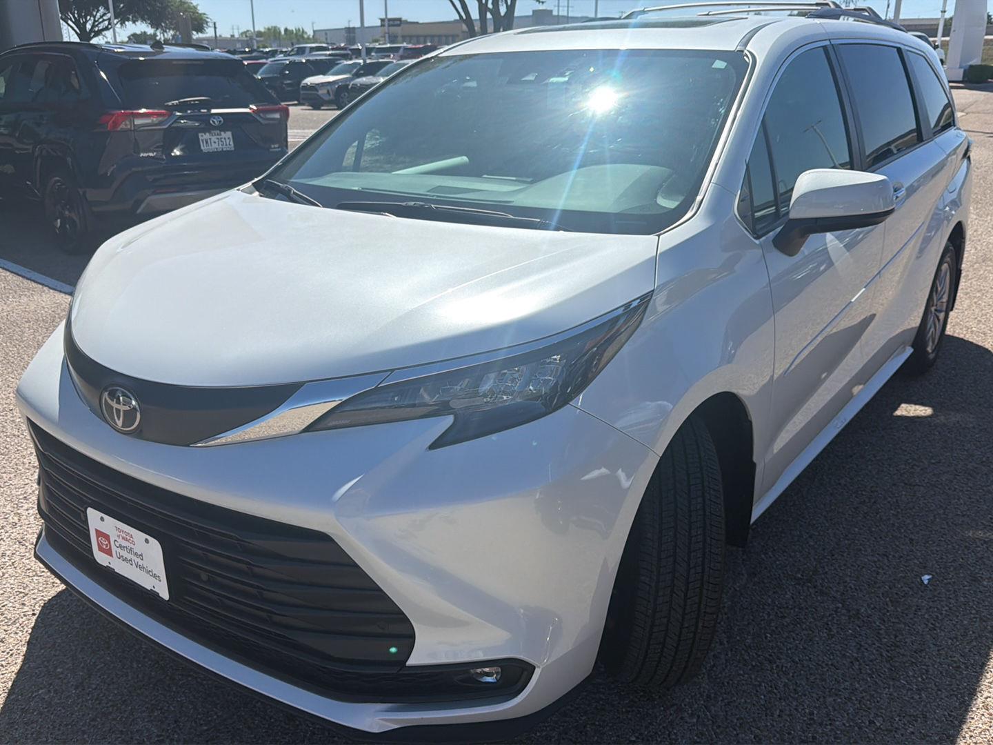 Used 2026 Toyota Sienna Van
