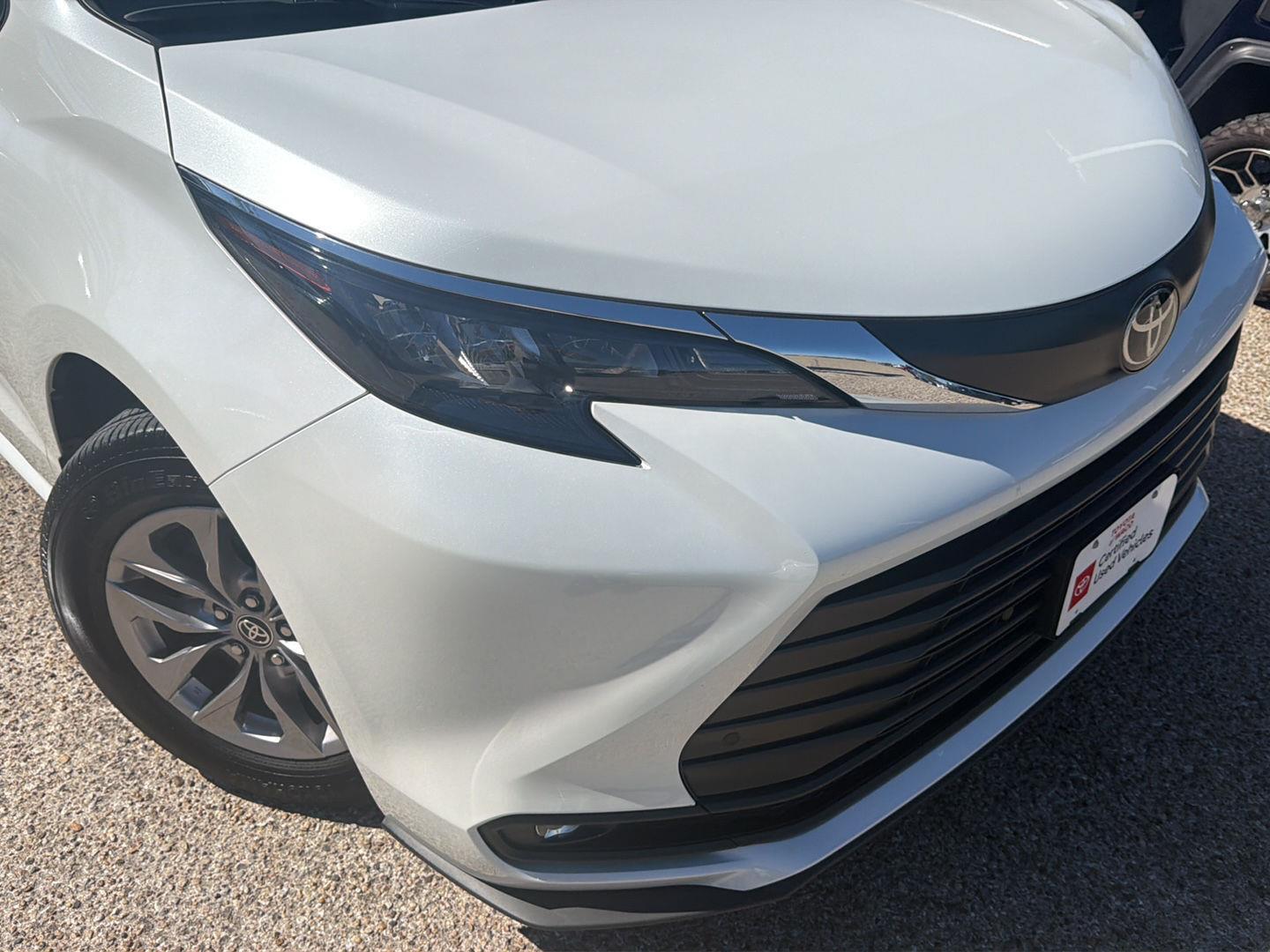 Used 2026 Toyota Sienna Van