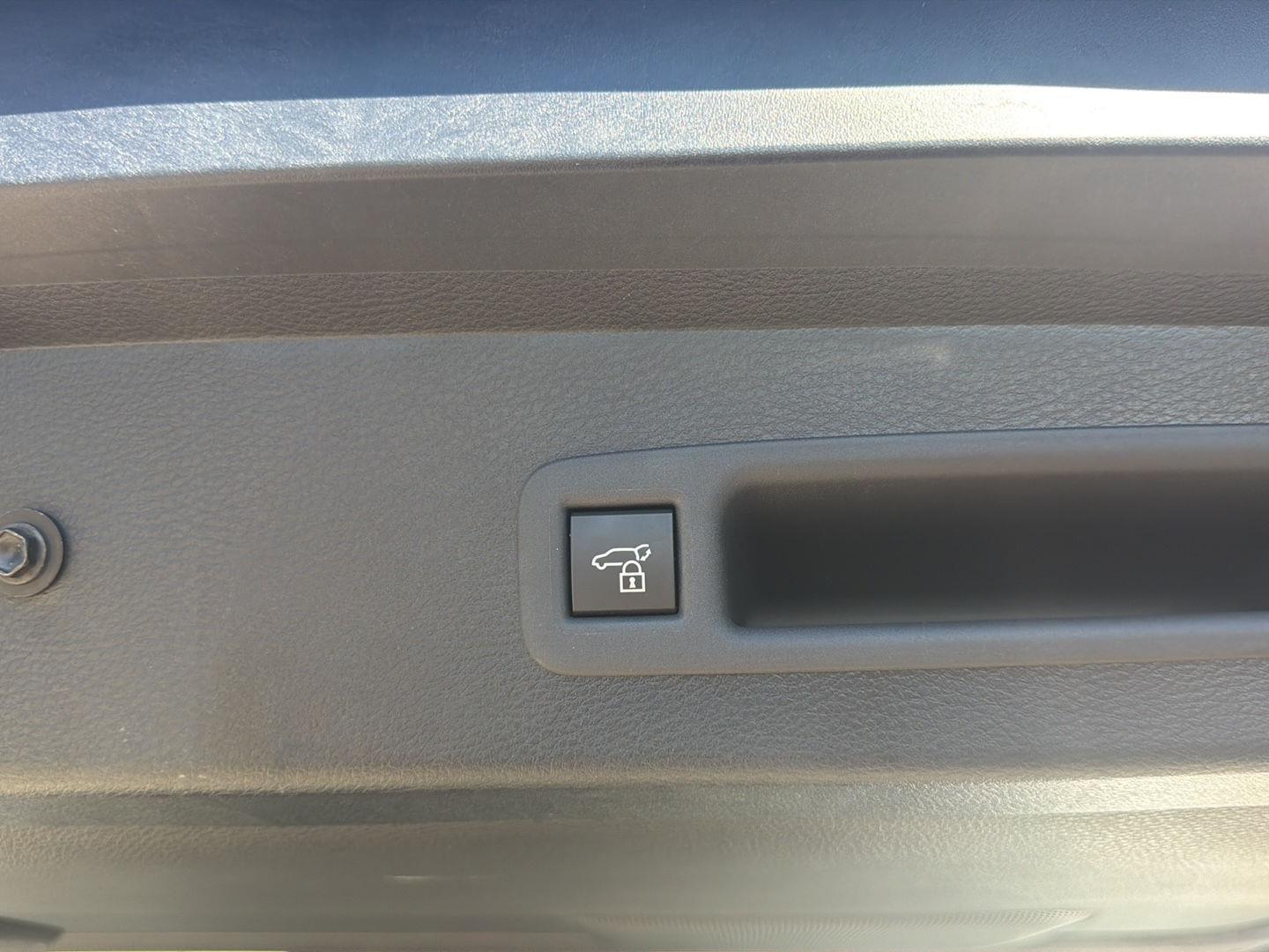 Used 2026 Toyota Sienna Van