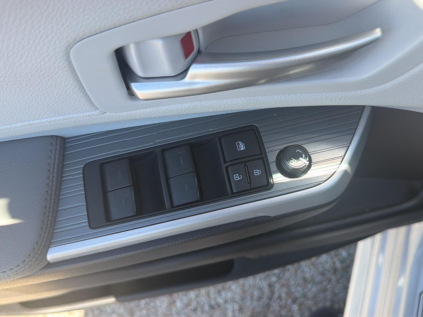 Used 2026 Toyota Sienna Van