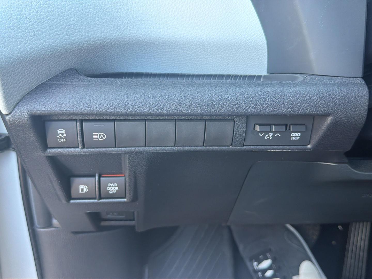 Used 2026 Toyota Sienna Van