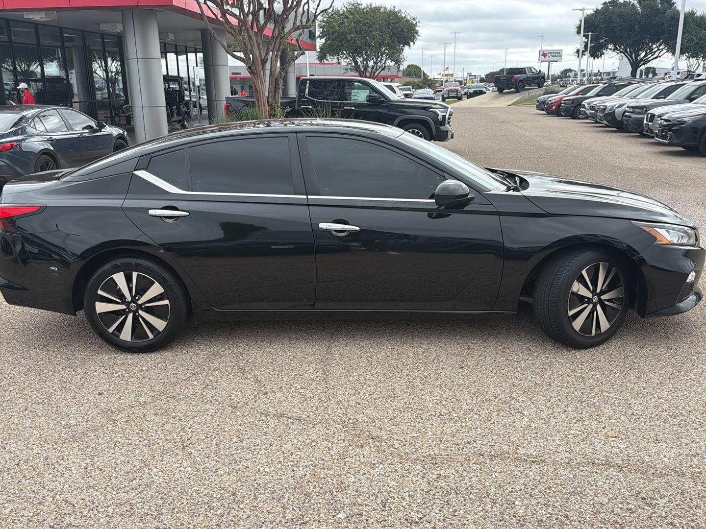 Used 2022 Nissan Altima Sedan