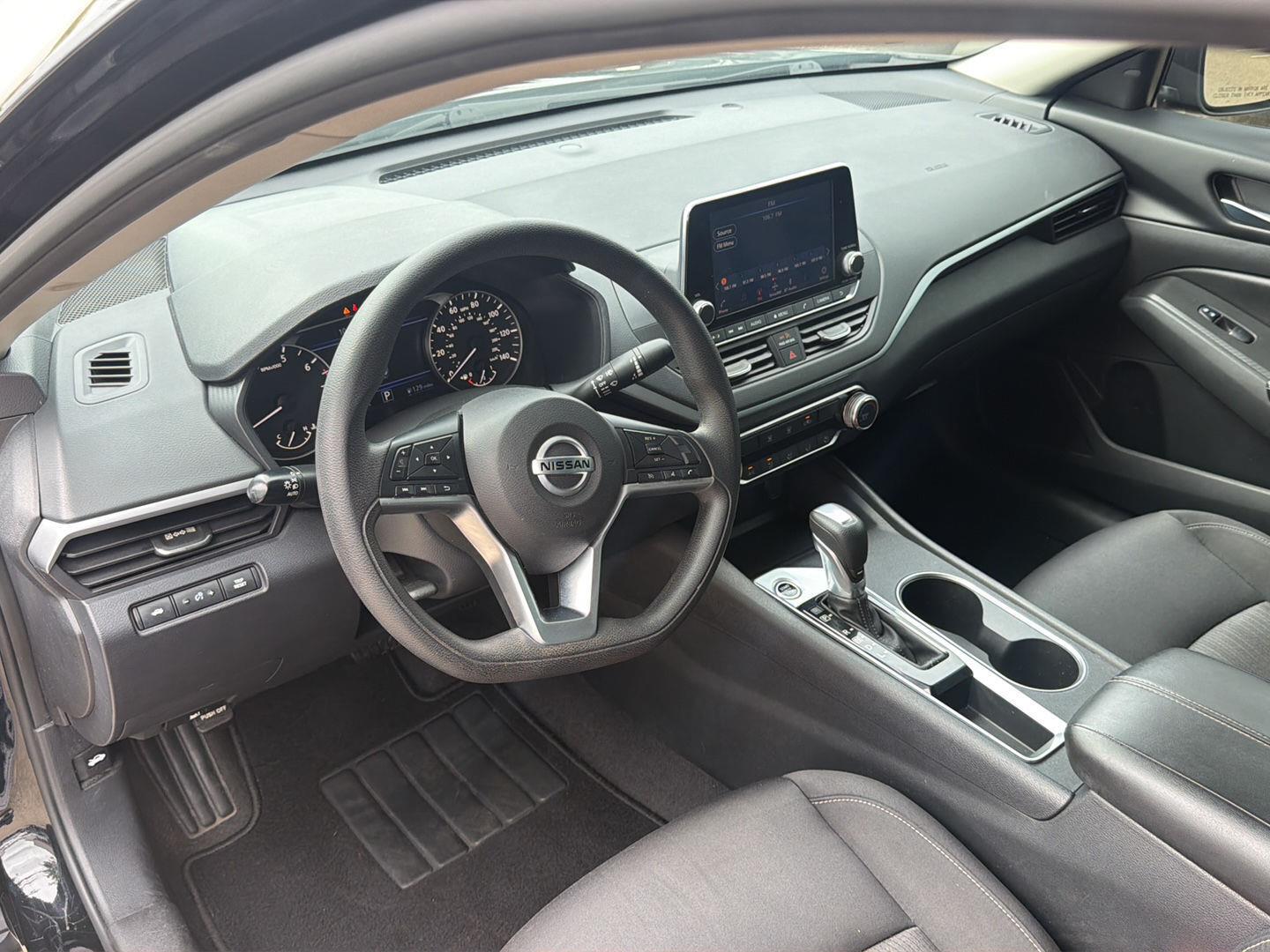 Used 2022 Nissan Altima Sedan
