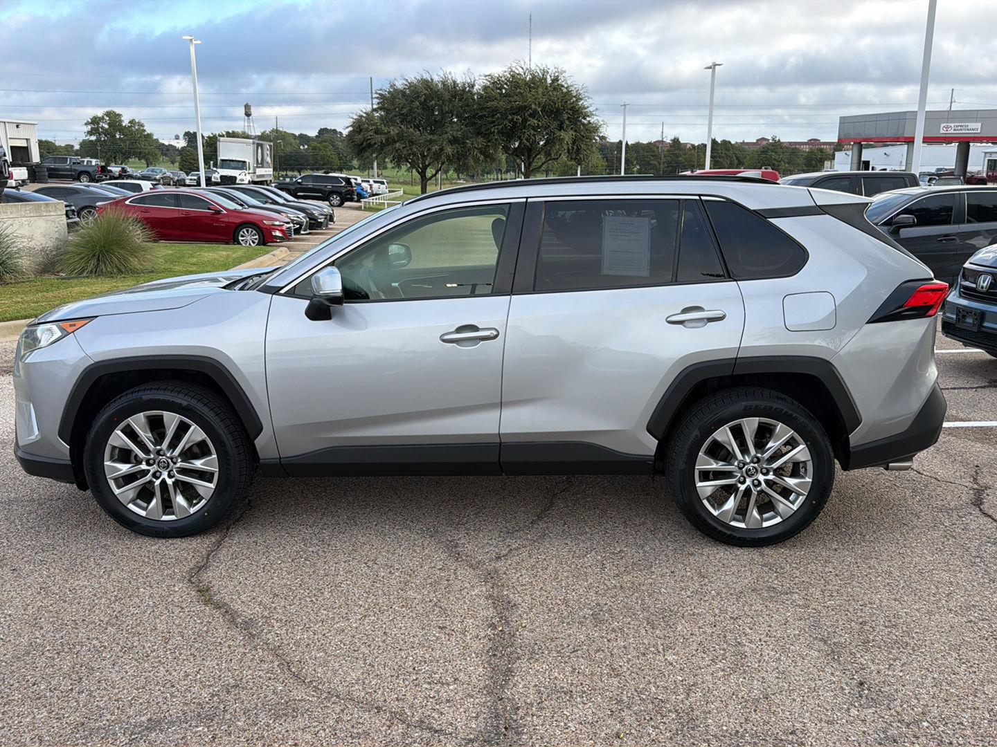 Used 2019 Toyota RAV4 SUV