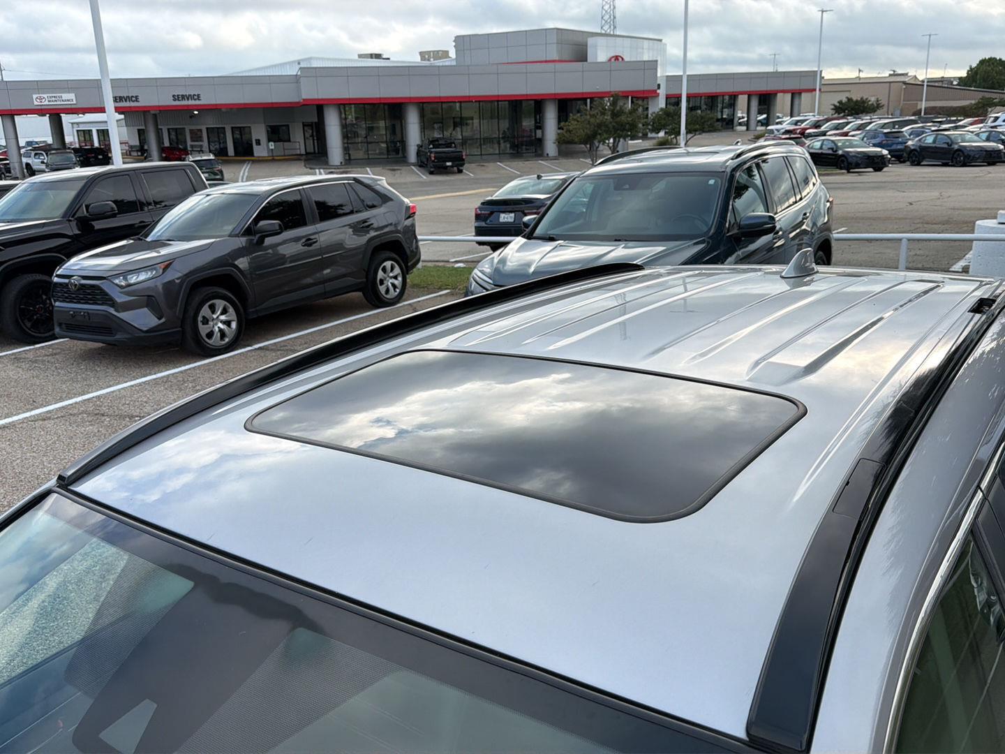 Used 2019 Toyota RAV4 SUV