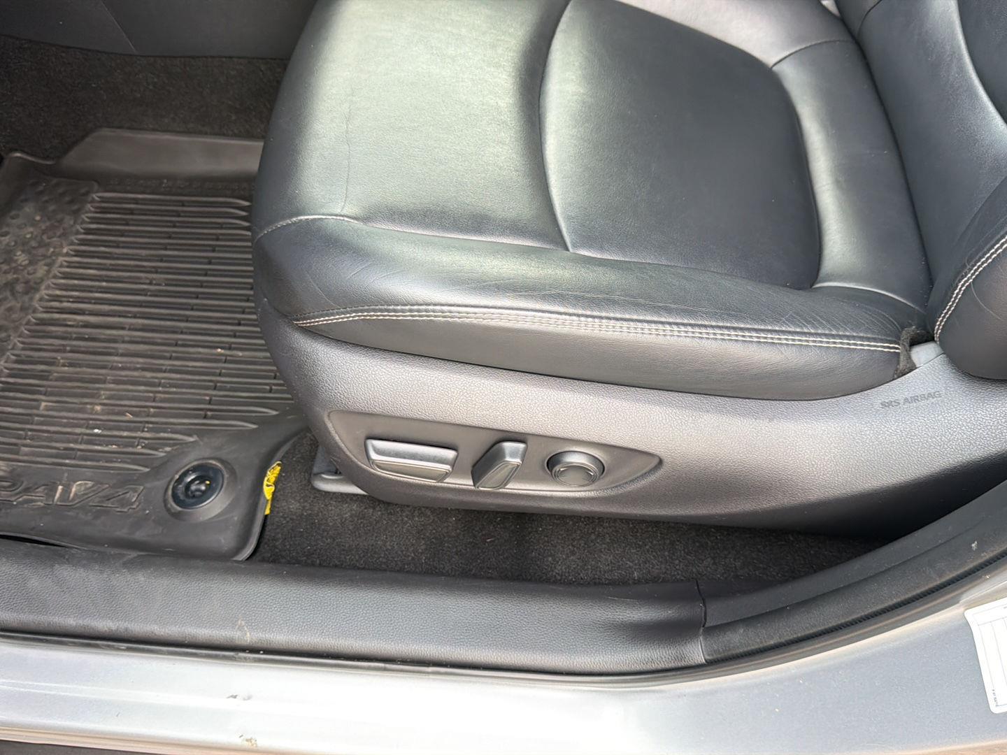 Used 2019 Toyota RAV4 SUV