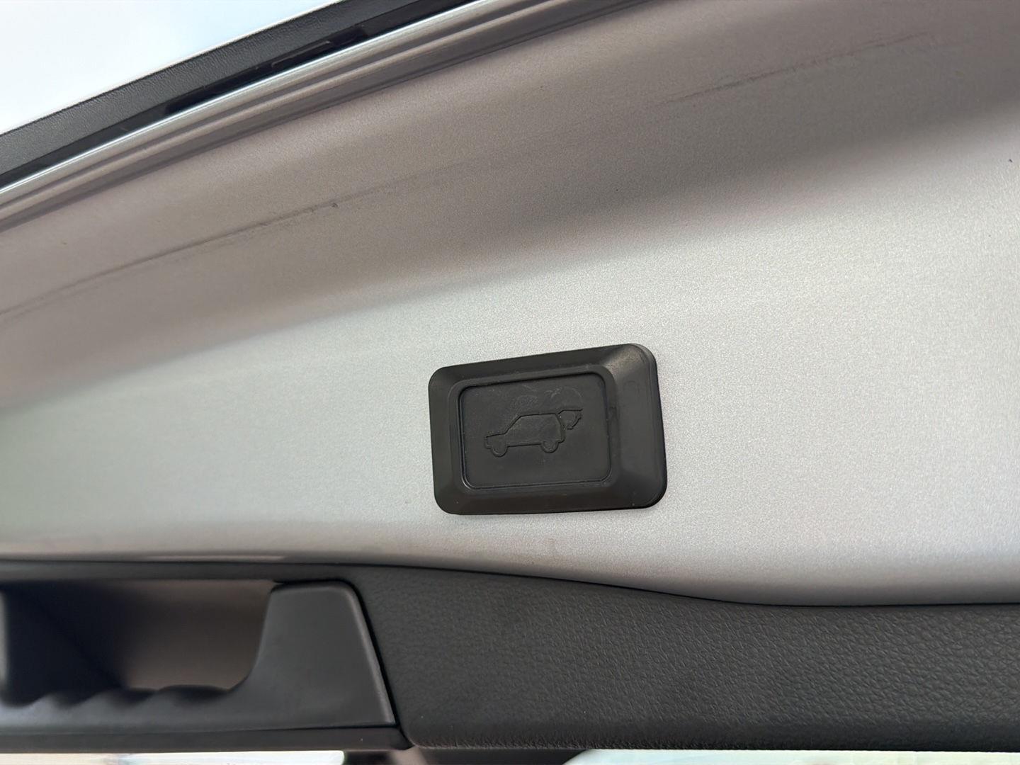 Used 2019 Toyota RAV4 SUV