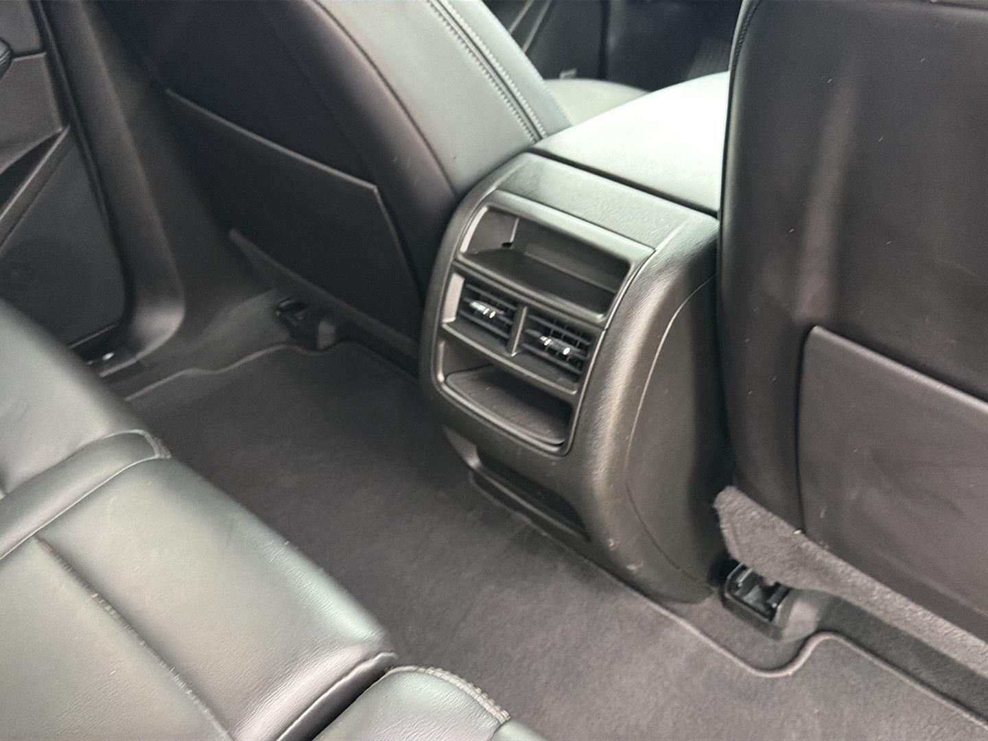 Used 2025 Cadillac XT5 SUV