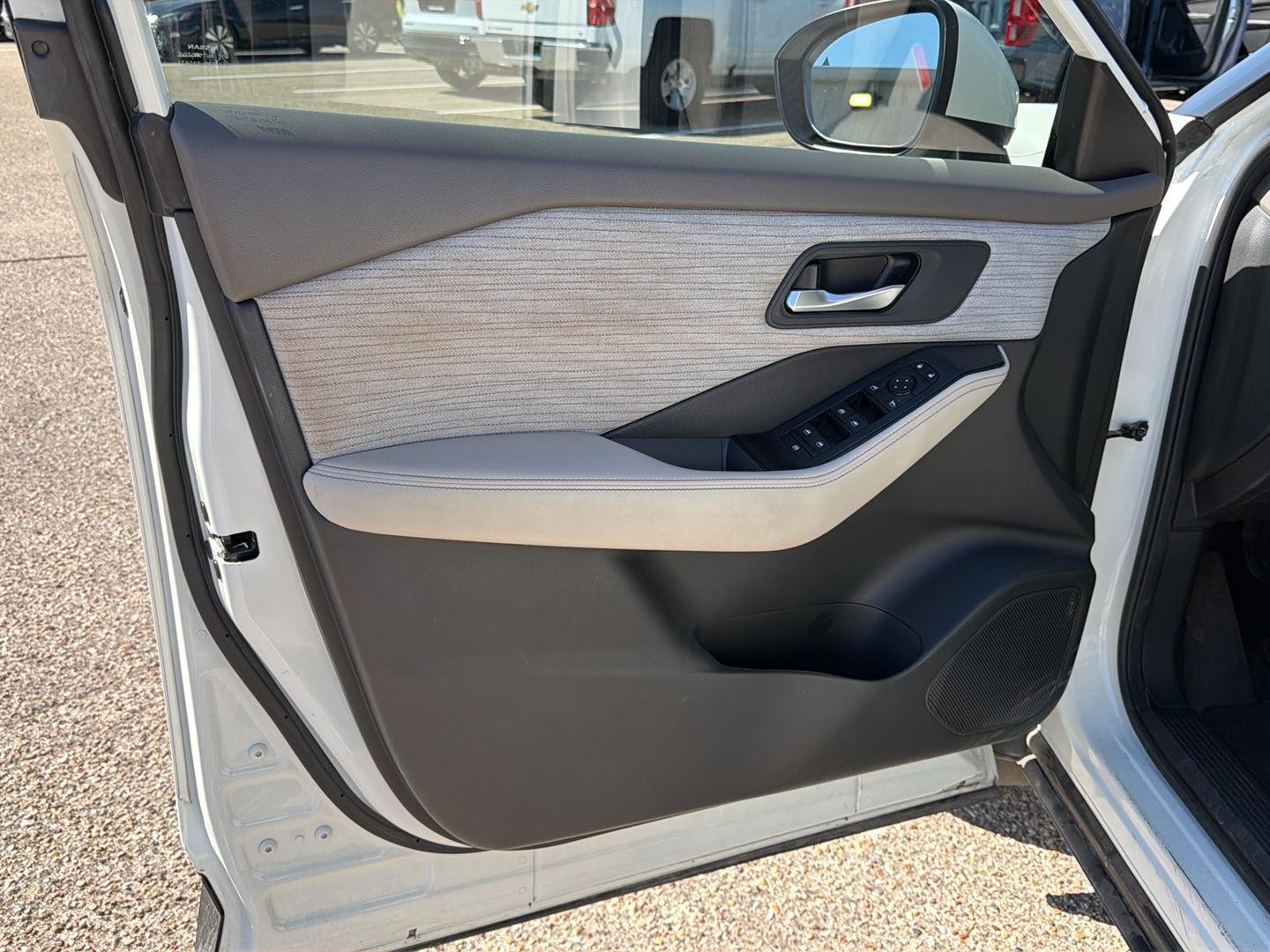 Used 2023 Nissan Rogue SUV