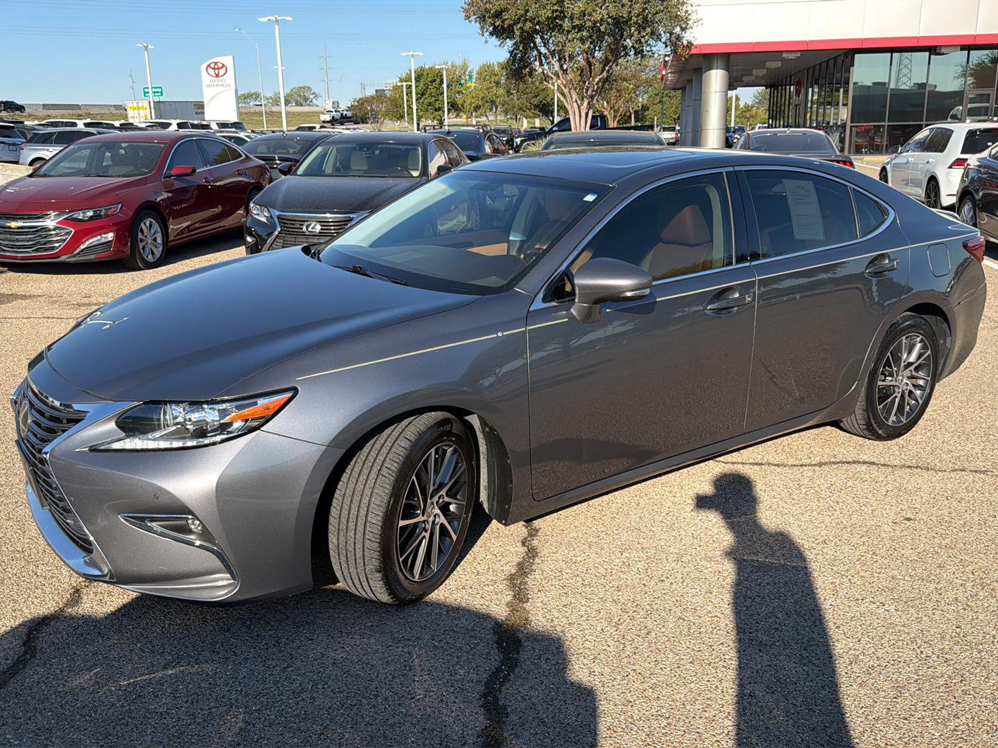 Used 2016 Lexus ES 350 Sedan