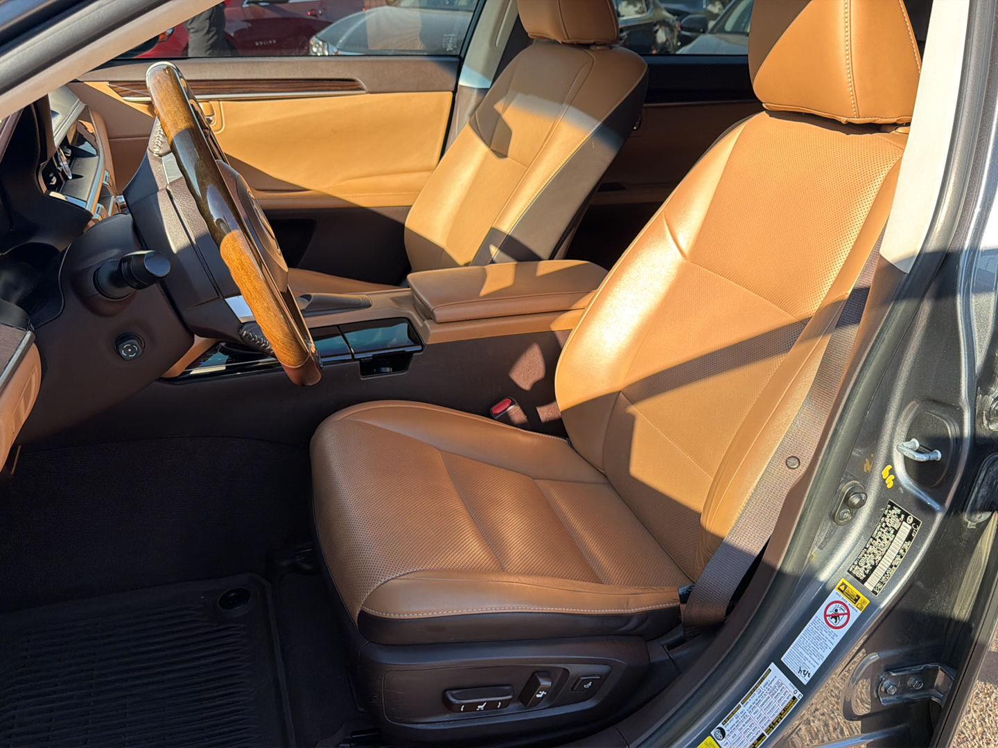 Used 2016 Lexus ES 350 Sedan