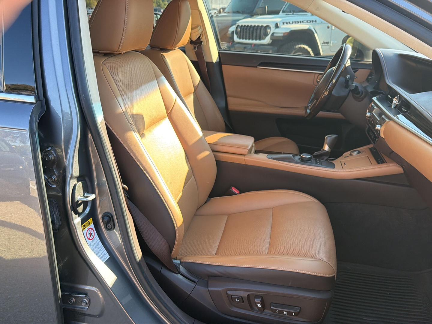 Used 2016 Lexus ES 350 Sedan