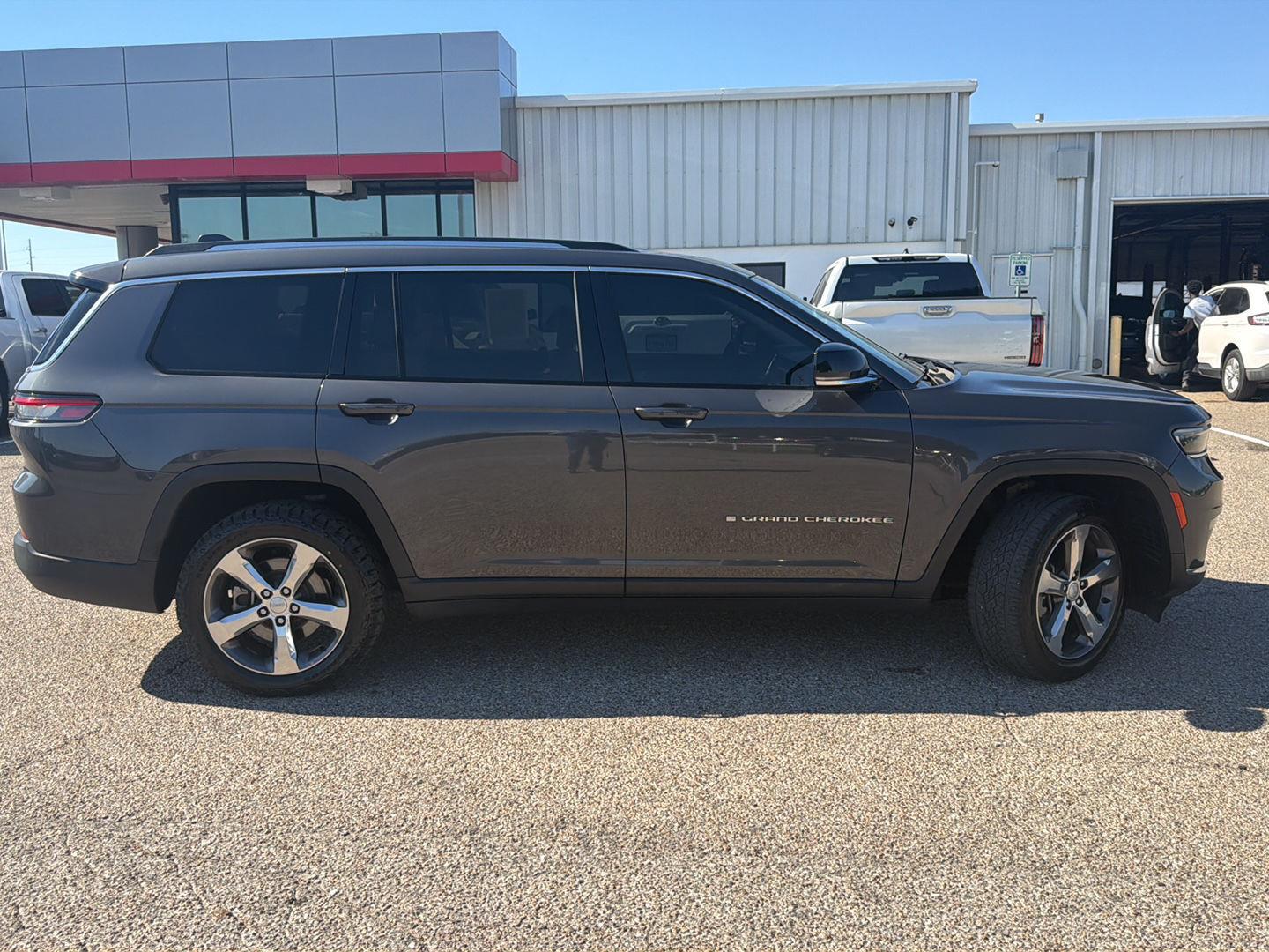 Used 2021 Jeep Grand Cherokee L SUV
